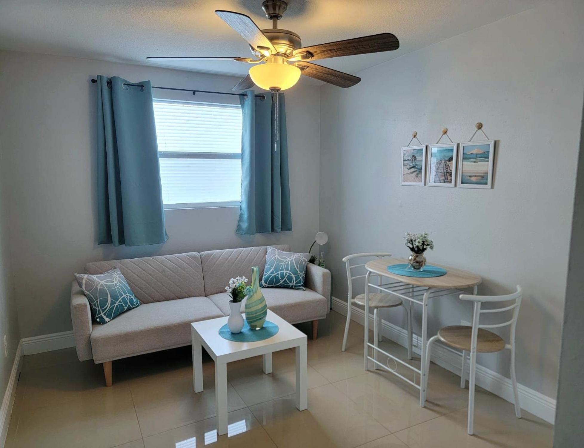 C & Y Guesthouse West Chase Dış mekan fotoğraf